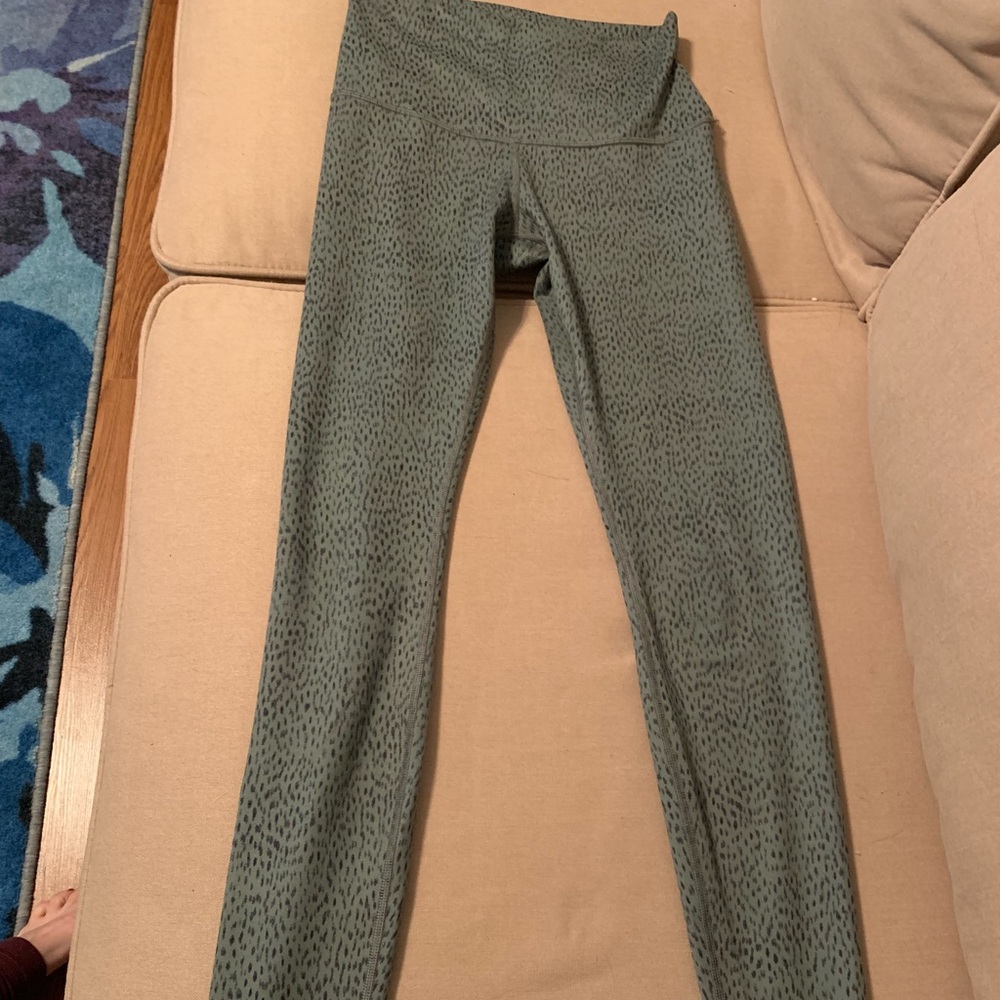 EUC high waisted lululemon wonderunders
